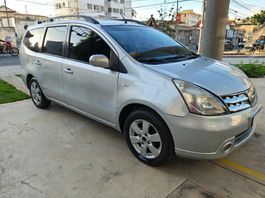 Nissan Grand Livina
