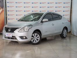 Nissan Versa