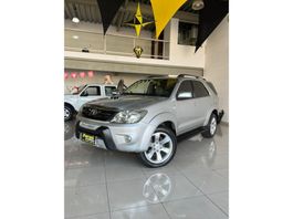 Toyota Hilux SW4