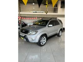 Toyota Hilux SW4