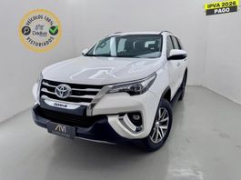 Toyota Hilux SW4