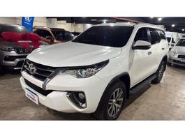 Toyota Hilux SW4