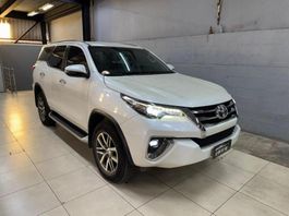 Toyota Hilux SW4