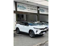 Toyota Hilux SW4