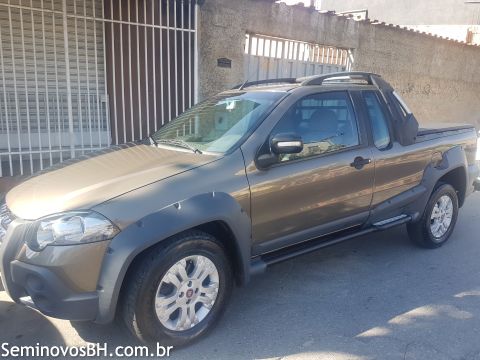 Fiat Strada Cab. Est. Fiat Strada Cab. Est.