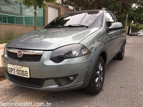 Fiat Strada Cab. Est. Fiat Strada Cab. Est.