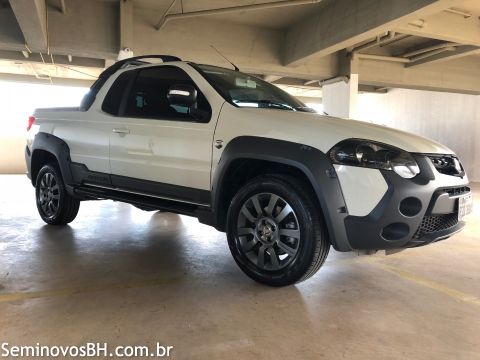 Fiat Strada Cab. Est. Fiat Strada Cab. Est.