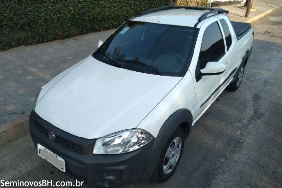 Fiat Strada Cab. Est. Fiat Strada Cab. Est.
