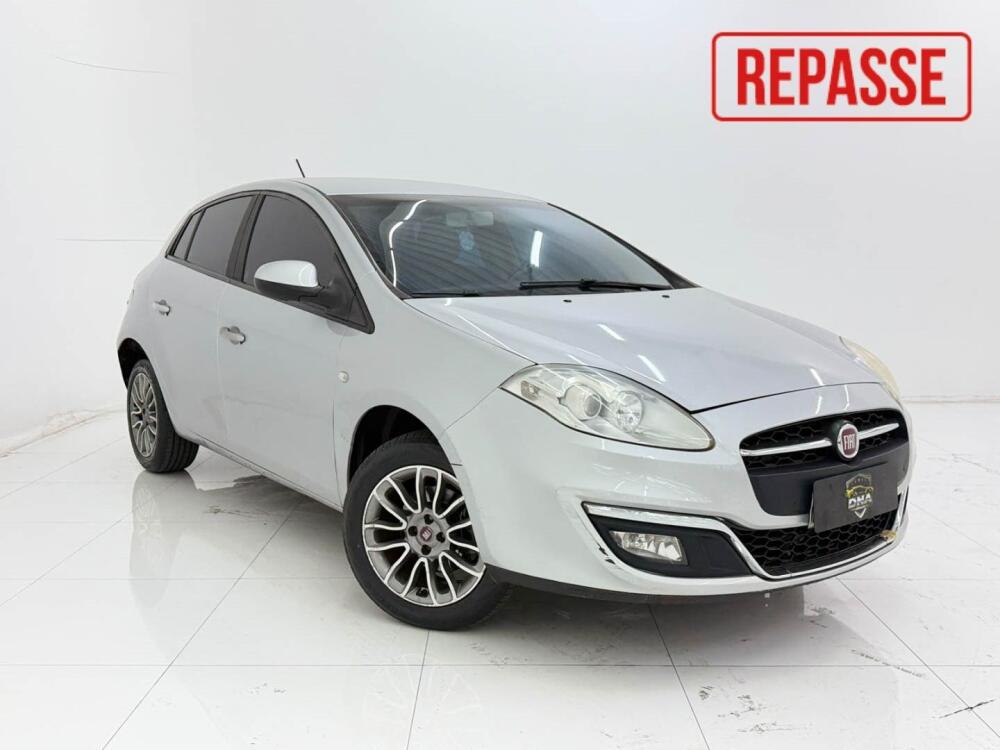 Fiat Bravo ESSENCE 1.8 16V FLEX 2016