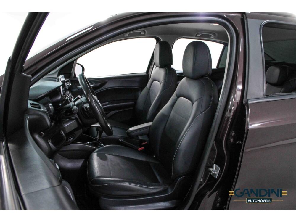 Fiat Cronos