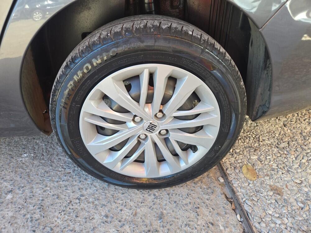 Fiat Cronos