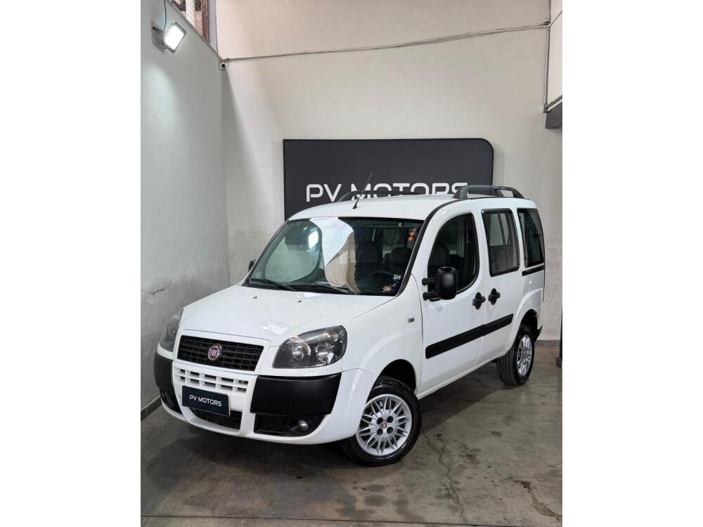 Fiat Doblo ESSENCE 1.8 16V FLEX 2019