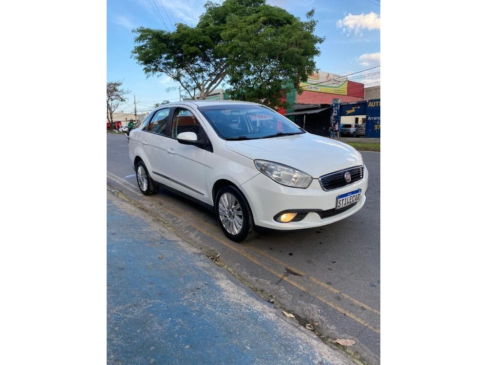 Fiat Siena ESSENCE 1.6 16V FLEX 2016