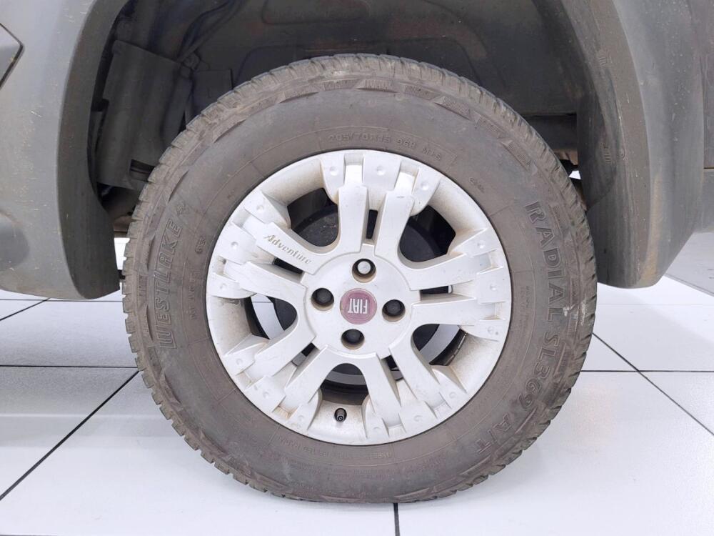 Fiat Strada Cab. Est.