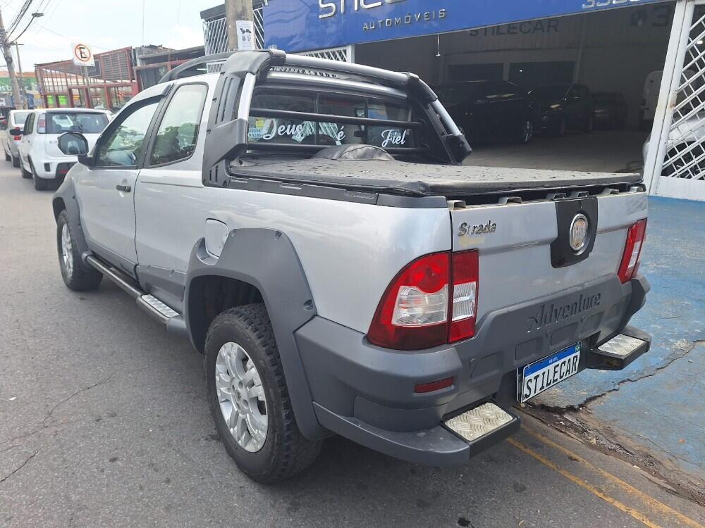 Fiat Strada Cab Dupla