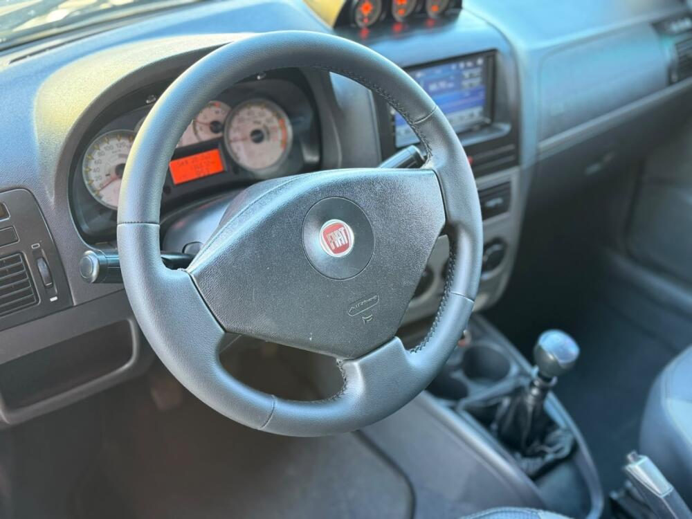 Fiat Strada Cab Dupla