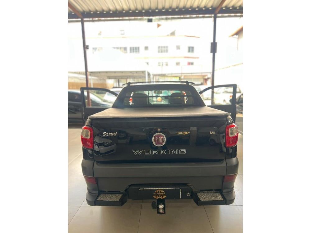 Fiat Strada Cab Dupla