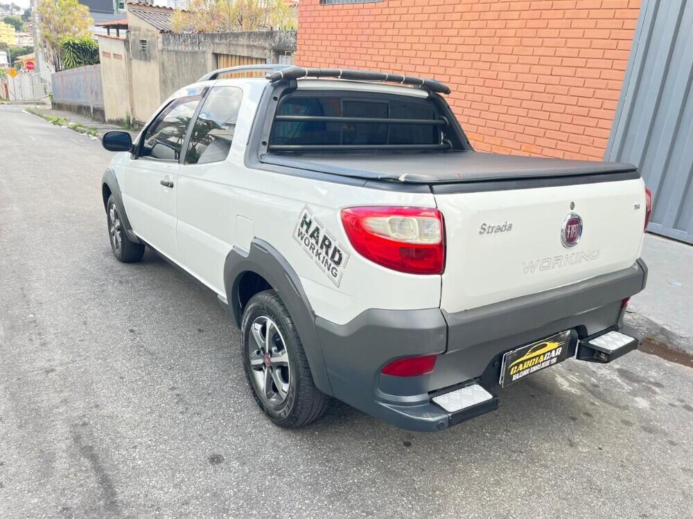 Fiat Strada Cab Dupla