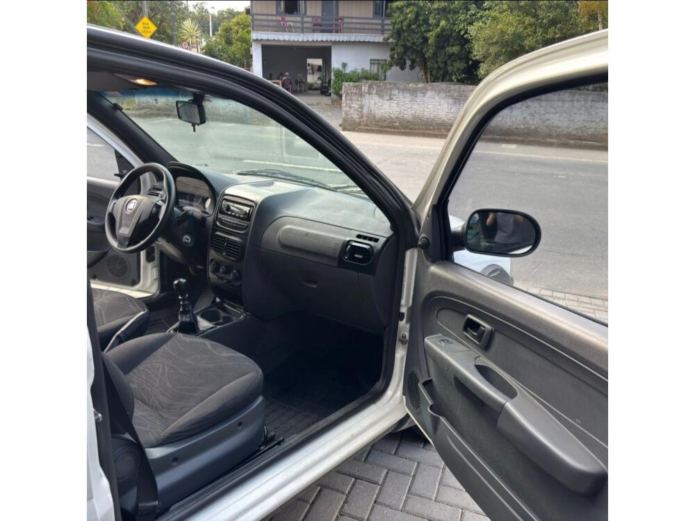 Fiat Strada Cab Dupla