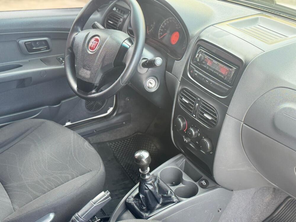 Fiat Strada Cab. Est.