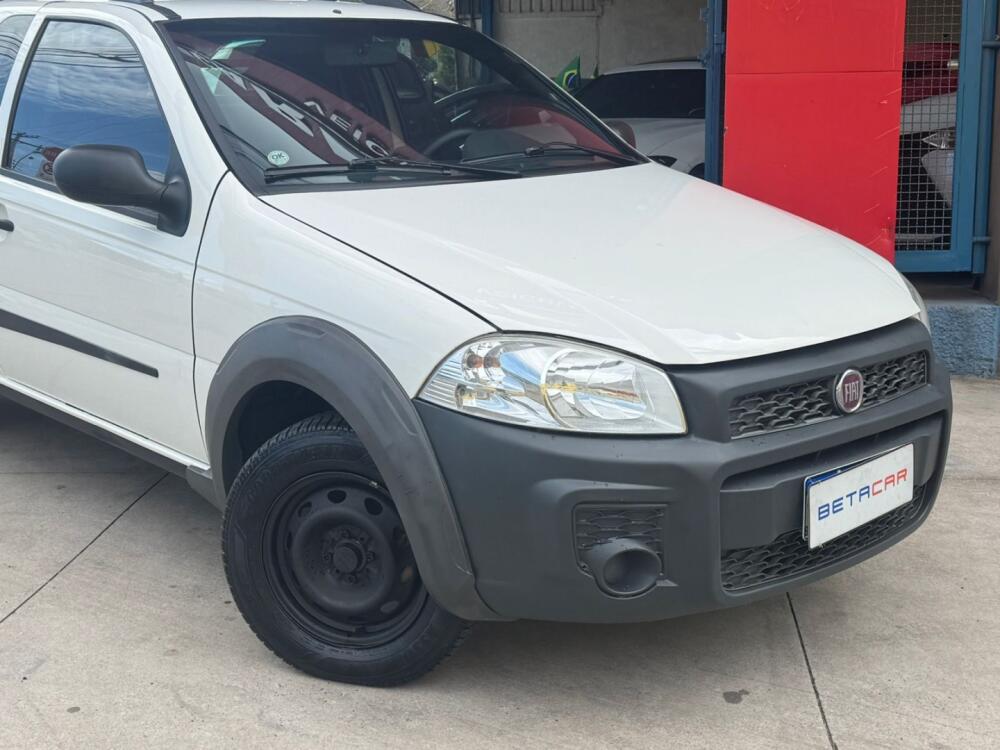 Fiat Strada Cab. Est.