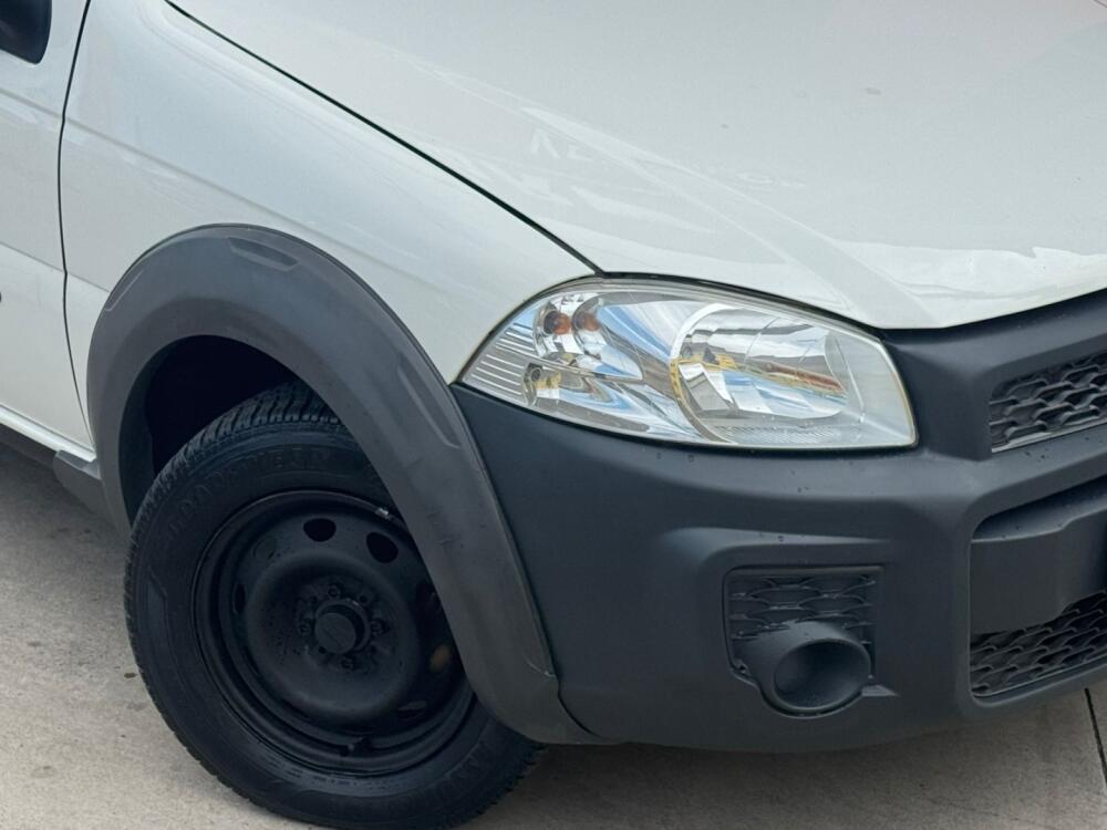 Fiat Strada Cab. Est.