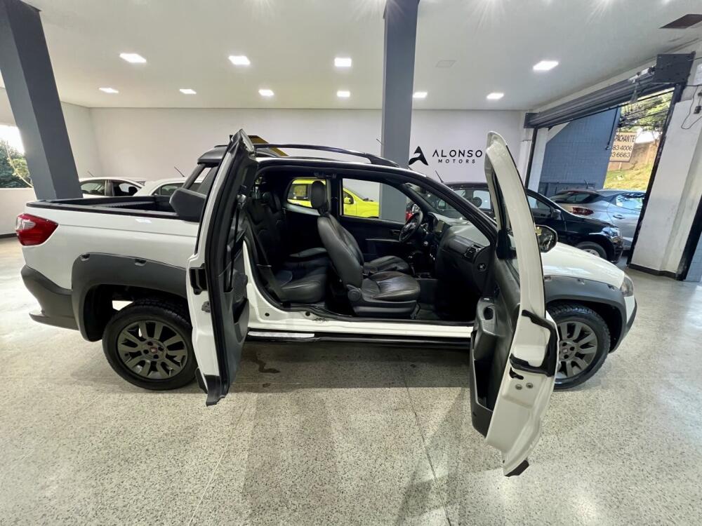 Fiat Strada Cab Dupla