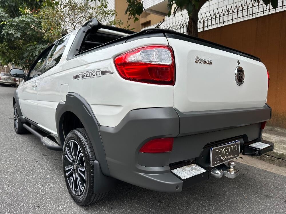 Fiat Strada Cab Dupla