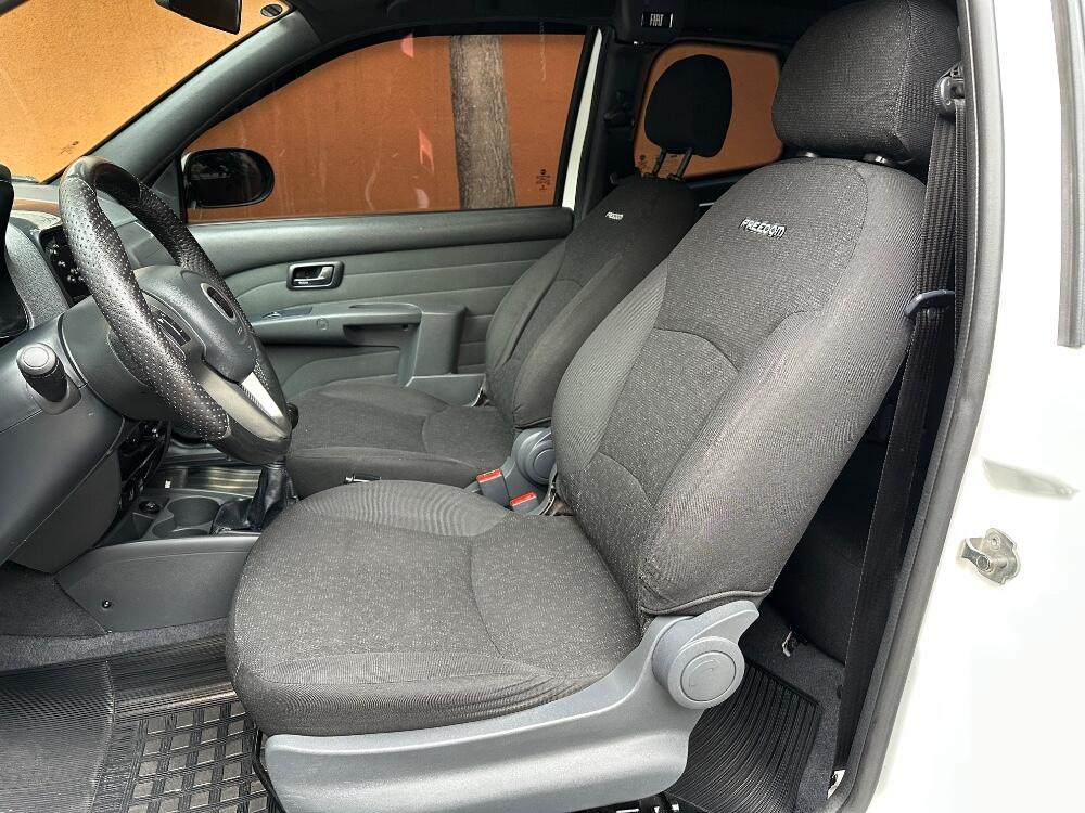 Fiat Strada Cab Dupla