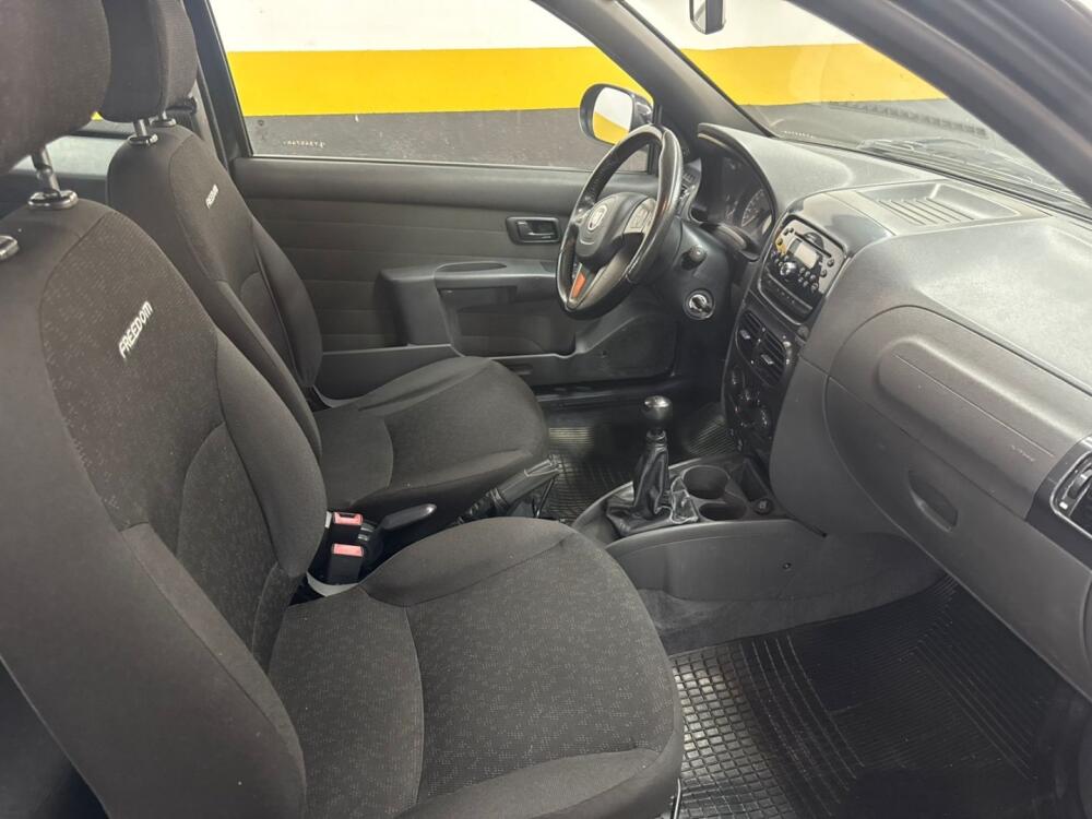 Fiat Strada Cab Dupla