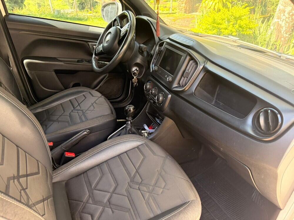 Fiat Strada Cab Dupla