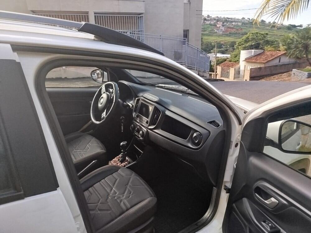 Fiat Strada Cab Dupla