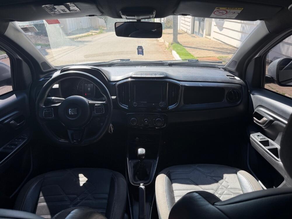 Fiat Strada Cab Dupla