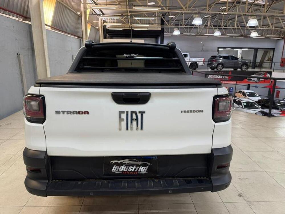 Fiat Strada Cab Dupla