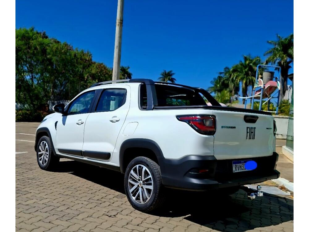 Fiat Strada Cab Dupla