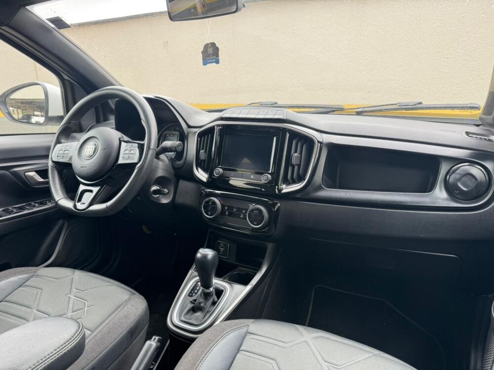 Fiat Strada Cab Dupla