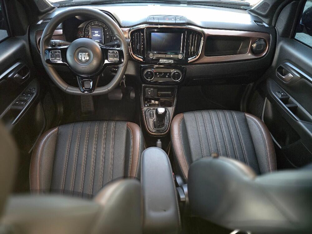Fiat Strada Cab Dupla