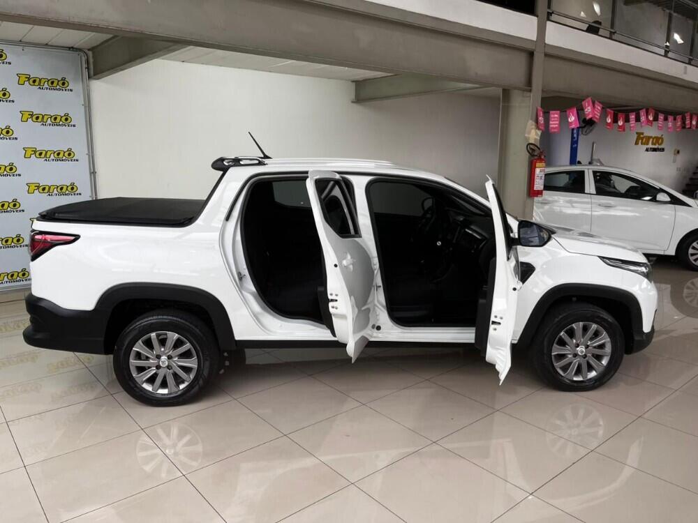 Fiat Strada Cab Dupla