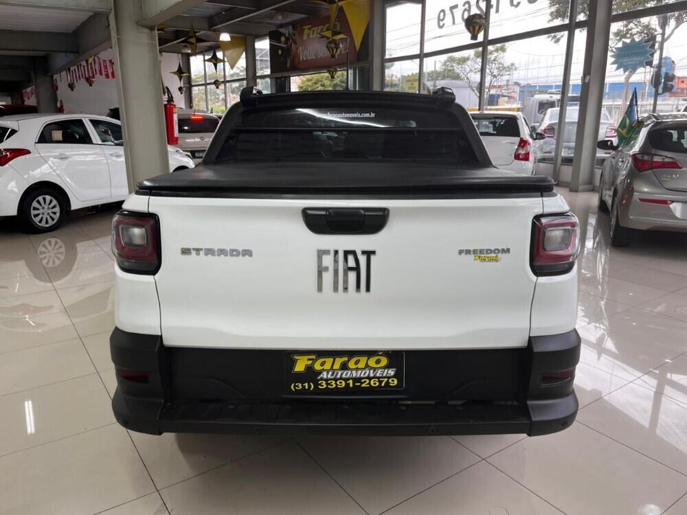 Fiat Strada Cab Dupla