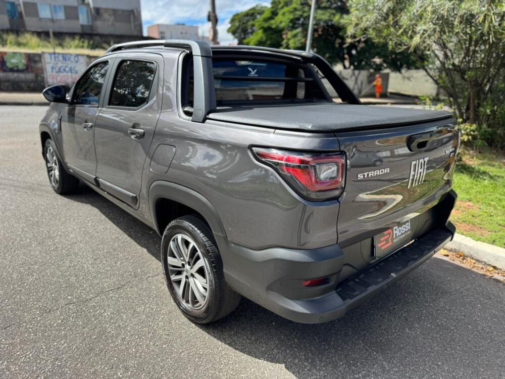 Fiat Strada Cab Dupla