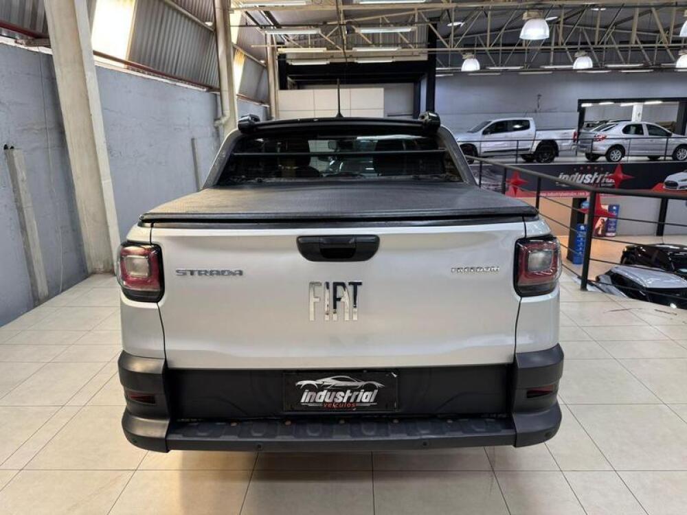 Fiat Strada Cab Dupla