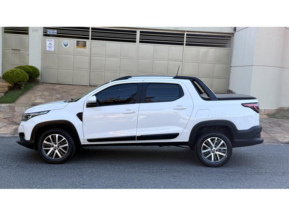 Fiat Strada Cab Dupla