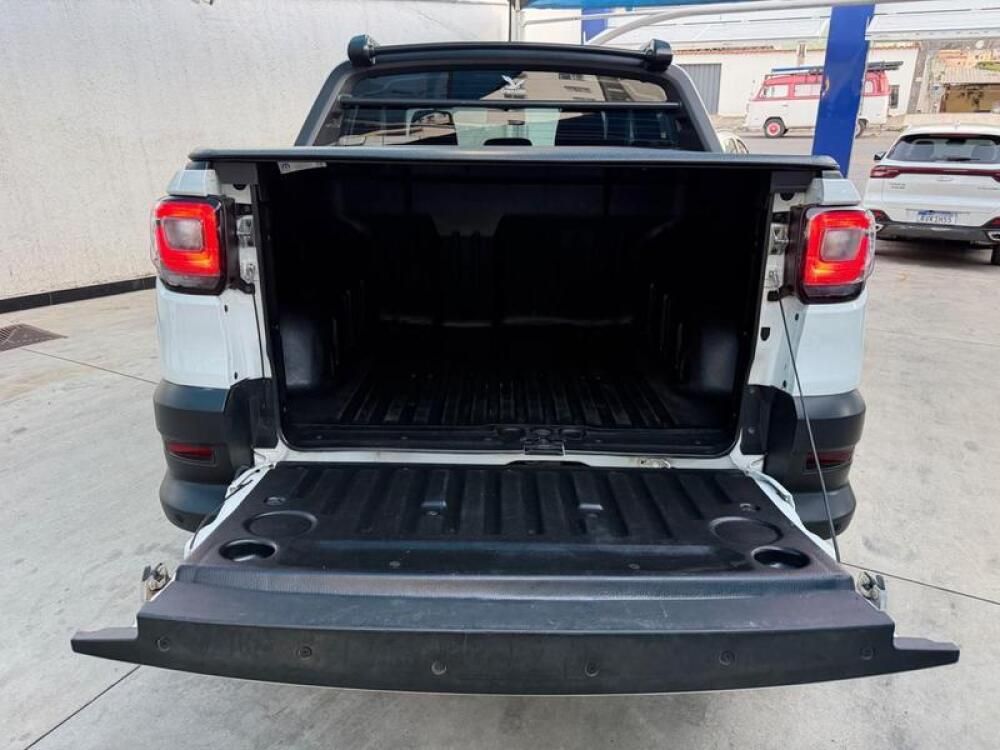 Fiat Strada Cab Dupla