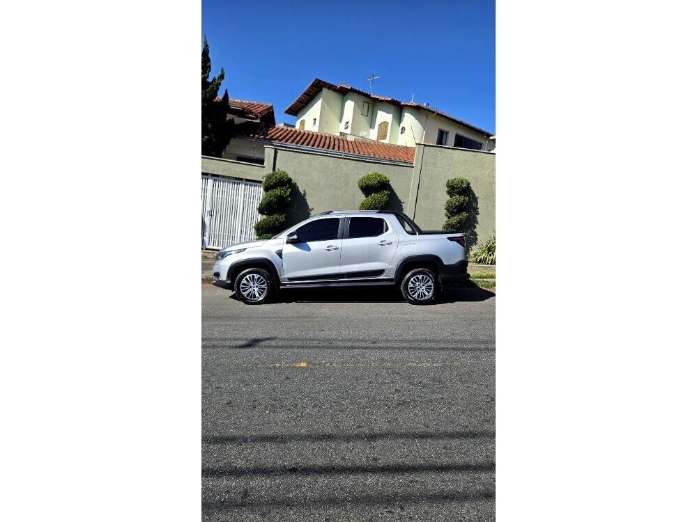 Fiat Strada Cab Dupla