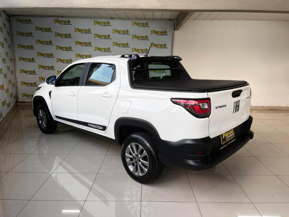 Fiat Strada Cab Dupla