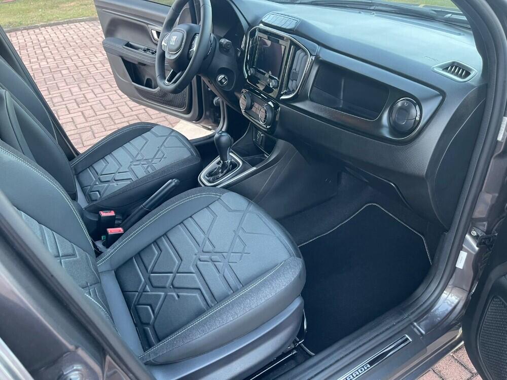 Fiat Strada Cab Dupla