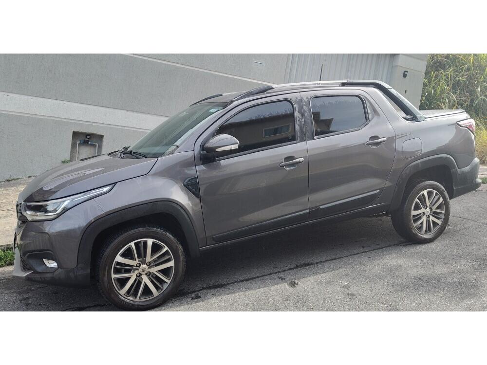 Fiat Strada Cab Dupla