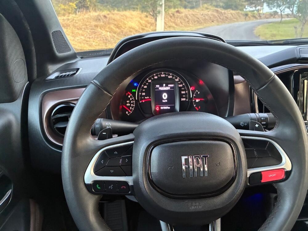 Fiat Strada Cab Dupla