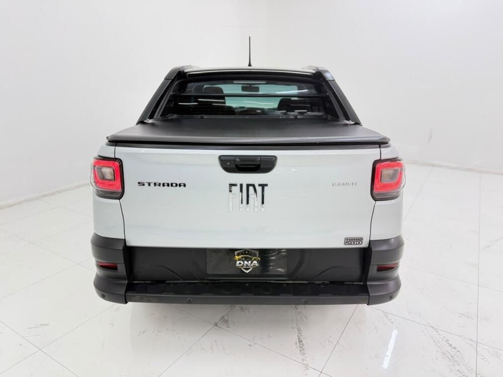 Fiat Strada Cab Dupla