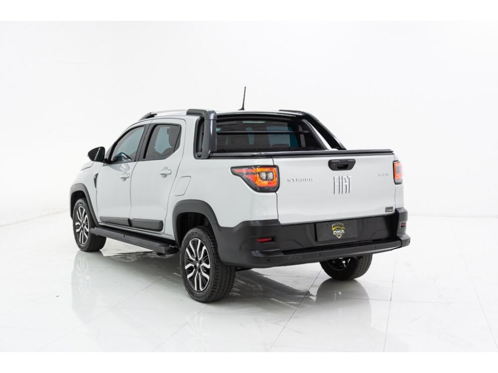 Fiat Strada Cab Dupla